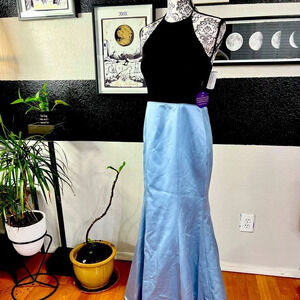 NWT Windsor Blue and Black halter  homecoming dress juniors